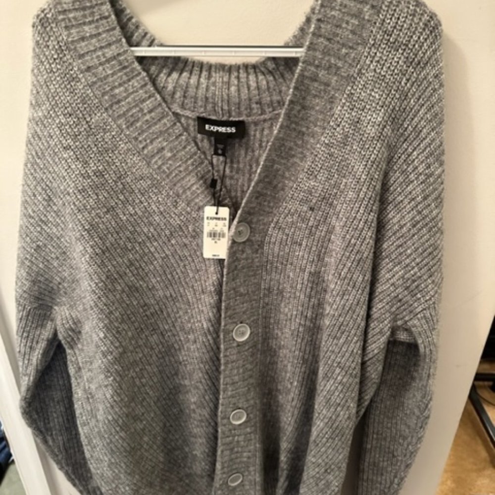 Express Pullover/Cardigan